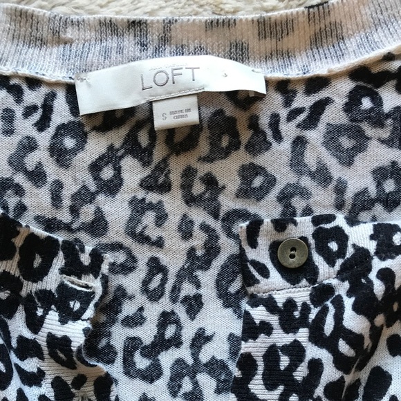 🖤 LOFT Leopard Print Crew Neck Cardigan❗️ - Picture 4 of 4